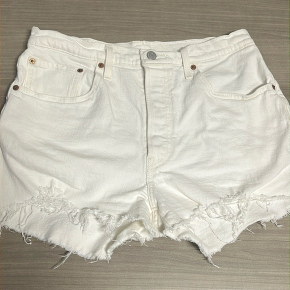 Levi's Pants - Levi 501‎ hidden button fly white denim frayed shorts waist 31